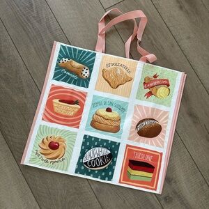Homegoods TJMaxx Marshalls Viral Italian Pastries Reusable Shopper Tote Bag NWOT